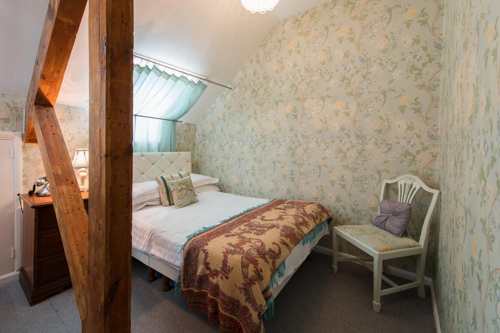 Maenan Abbey Hotel Лланруст Экстерьер фото