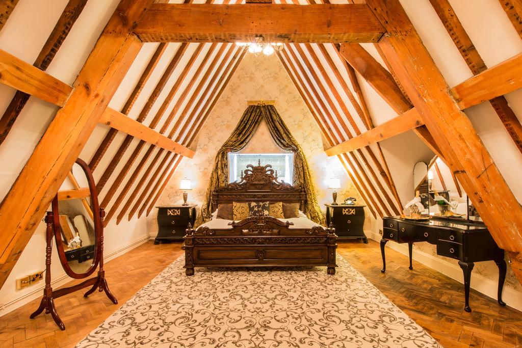 Maenan Abbey Hotel Лланруст Экстерьер фото